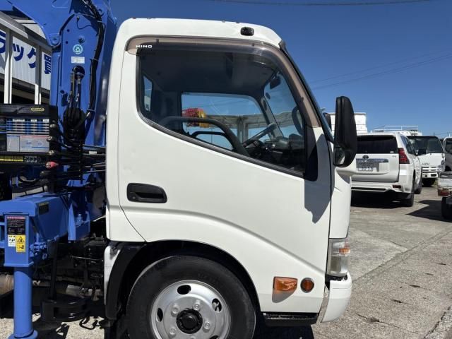 Hino DUTRO 2014-07 8732886-16