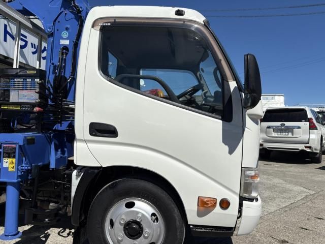 Hino DUTRO 2014-07 8732886-19
