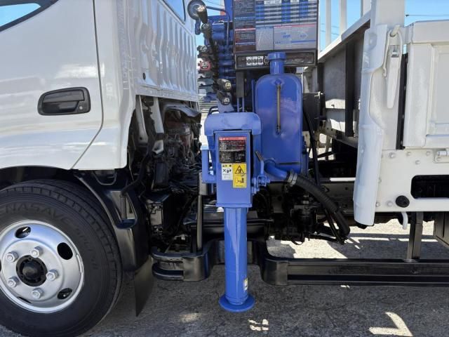 Hino DUTRO 2014-07 8732886-22