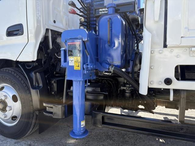 Hino DUTRO 2014-07 8732886-28