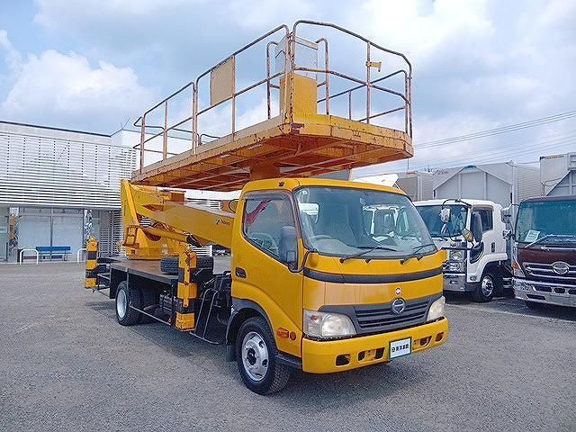 Hino DUTRO 2010-03 8732873-1