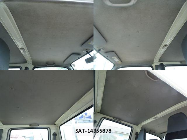 Hino DUTRO 2019-05 8741785-15