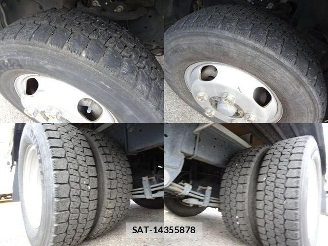 Hino DUTRO 2019-05 8741785-8