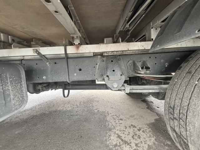 Hino DUTRO 2018-01 8732894-27