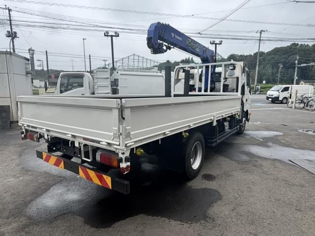 Hino DUTRO 2018-01 8732894-4
