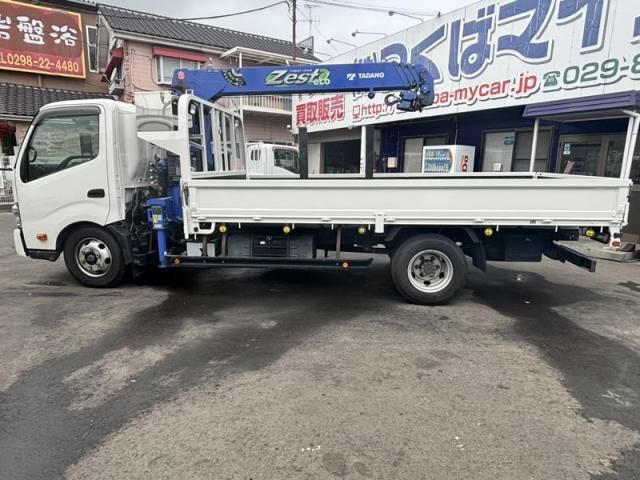 Hino DUTRO 2018-01 8732894-7