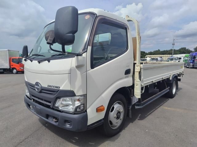 Hino DUTRO 2019-06 8732903-0