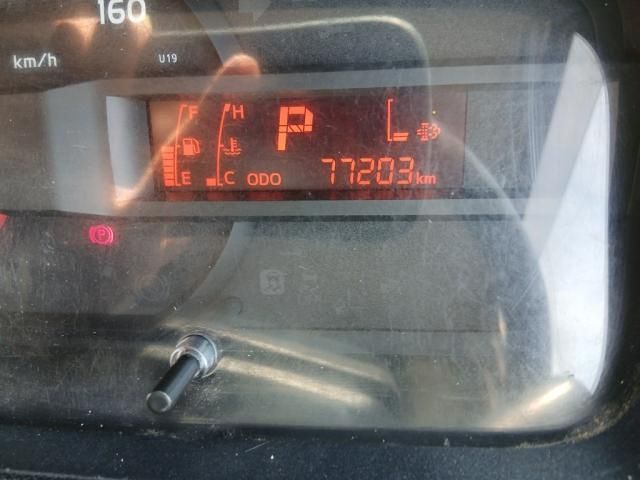 Hino DUTRO 2019-06 8732903-24