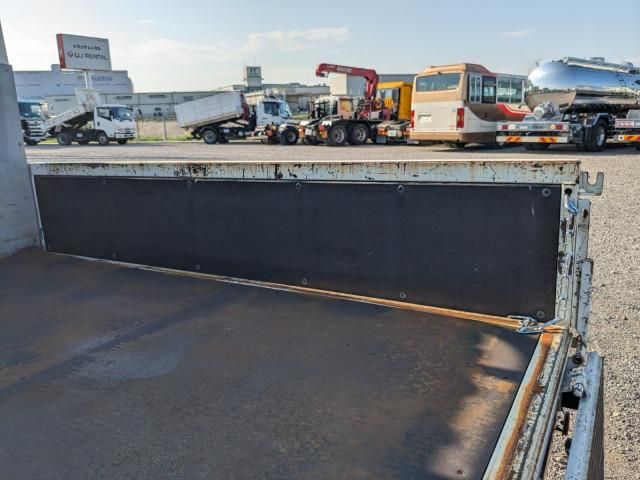 Hino DUTRO 2019-05 8732909-13