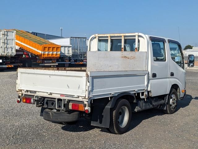 Hino DUTRO 2019-05 8732909-3
