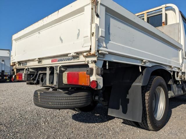 Hino DUTRO 2019-05 8732909-5