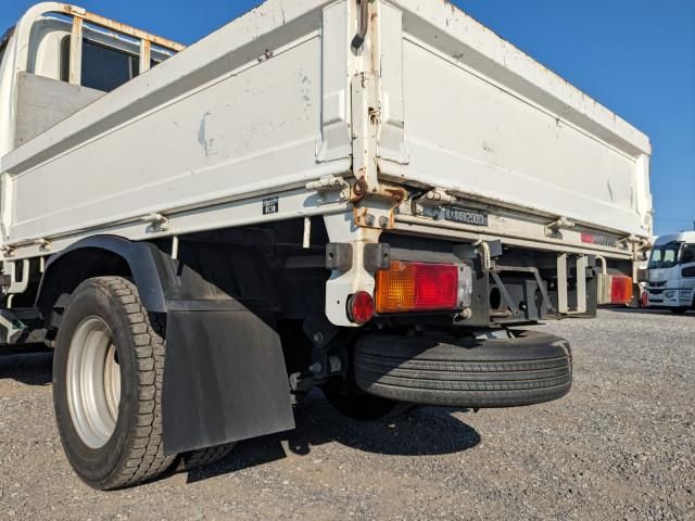 Hino DUTRO 2019-05 8732909-6