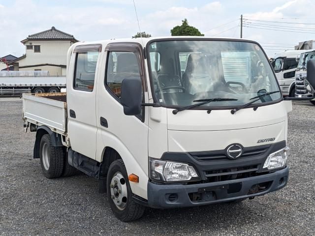 Hino DUTRO 2019-05 8732904-1