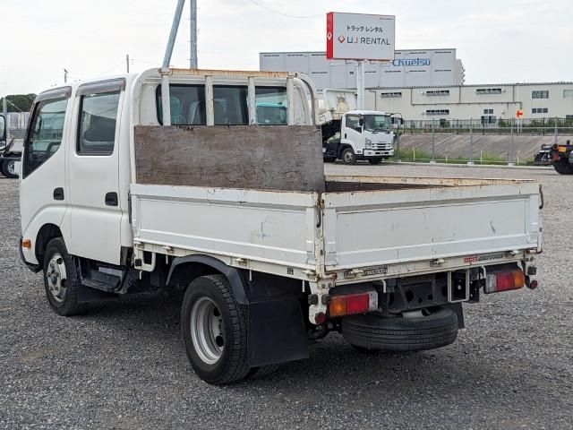 Hino DUTRO 2019-05 8732904-2