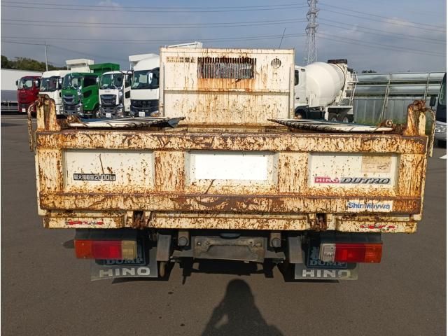 Hino DUTRO 2012-11 8732912-4
