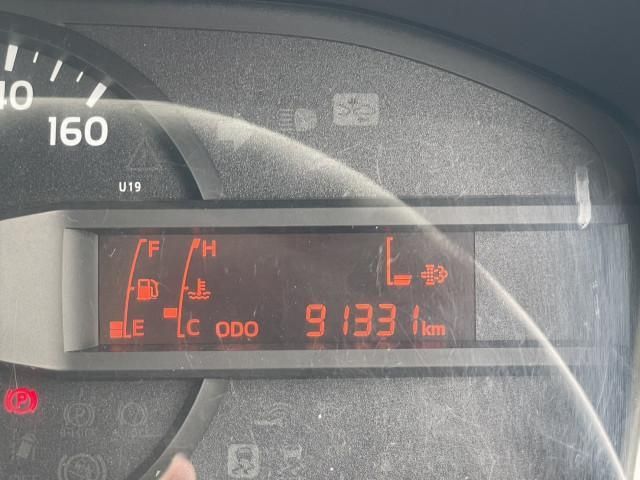 Hino DUTRO 2018-03 8732881-27