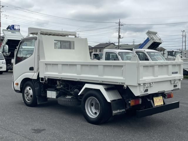 Hino DUTRO 2018-03 8732881-6