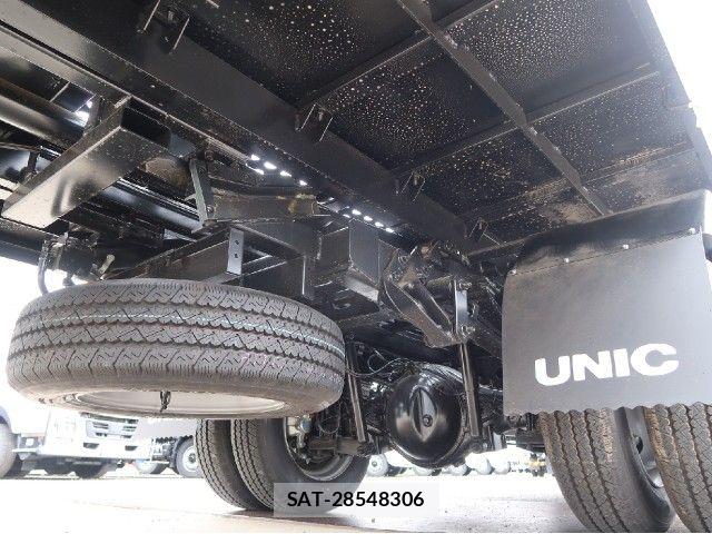 Hino DUTRO 2025-11 8741783-11