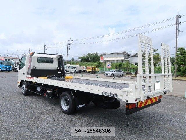 Hino DUTRO 2025-11 8741783-4