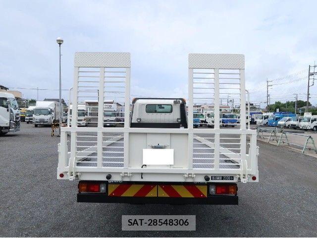 Hino DUTRO 2025-11 8741783-6