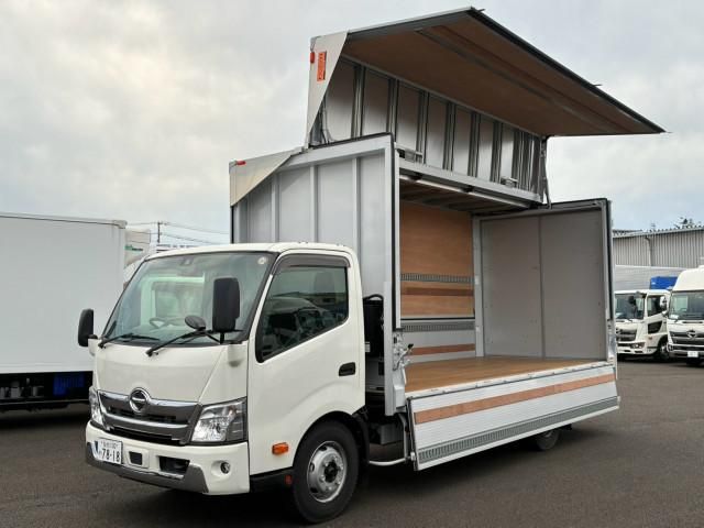 Hino DUTRO 2025-02 8732869-0