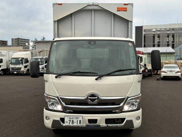 Hino DUTRO 2025-02 8732869-1