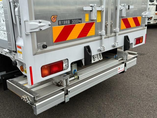 Hino DUTRO 2025-02 8732869-19