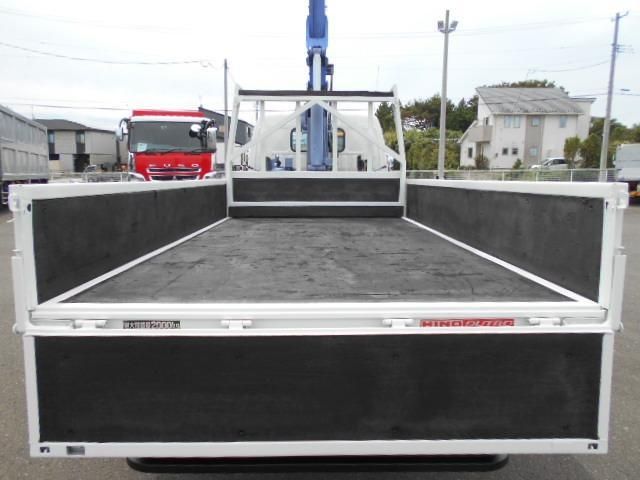 Hino DUTRO 2004-05 8770658-11