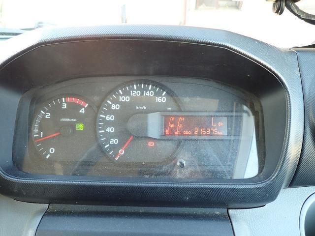 Hino DUTRO 2015-08 8770647-15