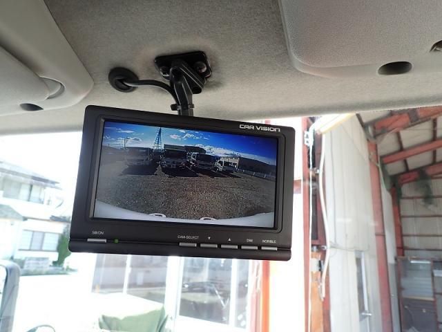 Hino DUTRO 2015-08 8770647-18