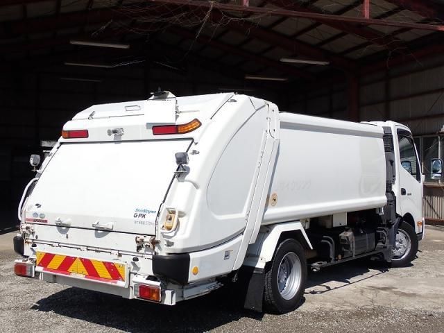 Hino DUTRO 2015-08 8770647-2