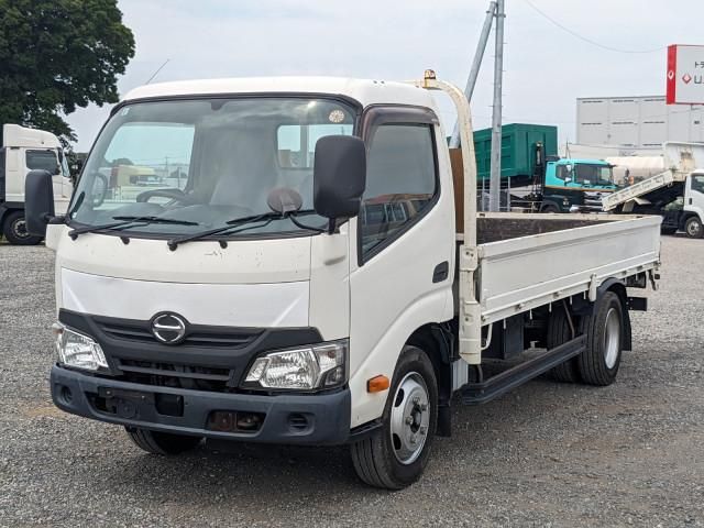 Hino DUTRO 2019-08 8770653-0