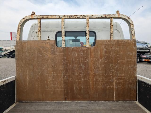 Hino DUTRO 2019-08 8770653-11
