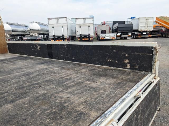 Hino DUTRO 2019-08 8770653-13