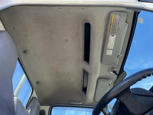Hino DUTRO 2019-08 8770653-21