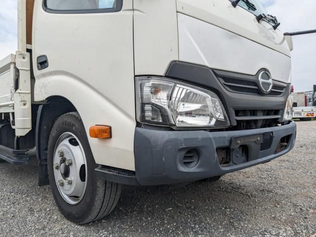 Hino DUTRO 2019-08 8770653-27