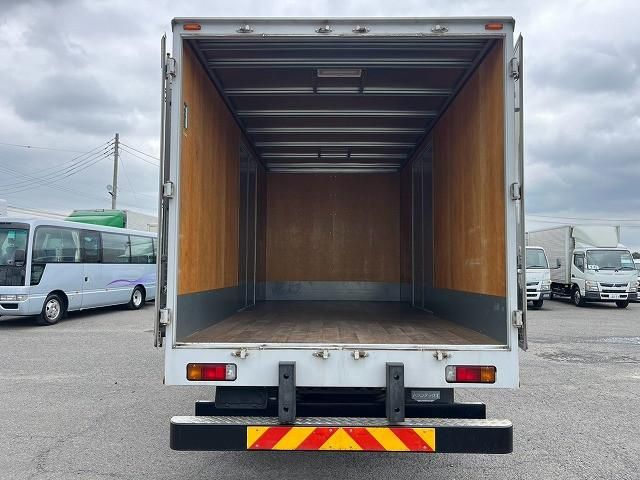 Hino DUTRO 2020-05 8770649-11