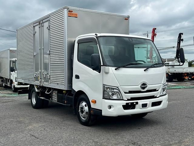 Hino DUTRO 2020-05 8770649-3