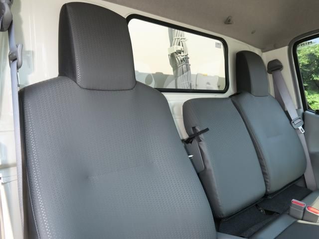 Hino DUTRO 2026-02 8770631-23