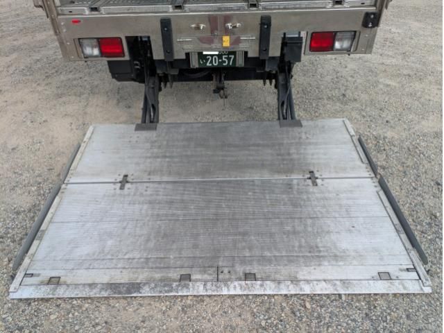 Hino DUTRO 2022-07 8770633-13