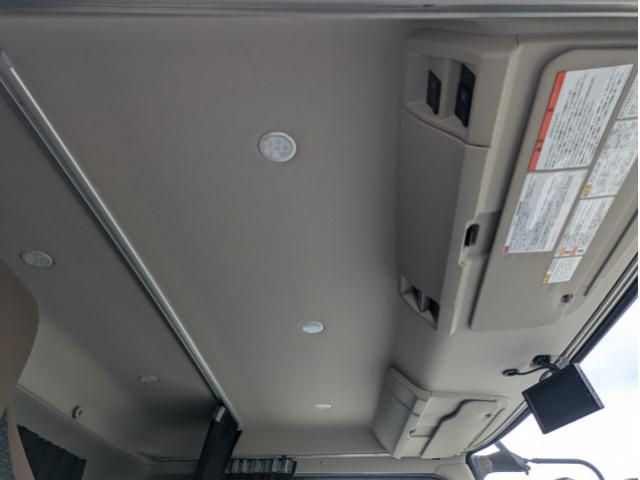 Hino DUTRO 2022-07 8770633-19
