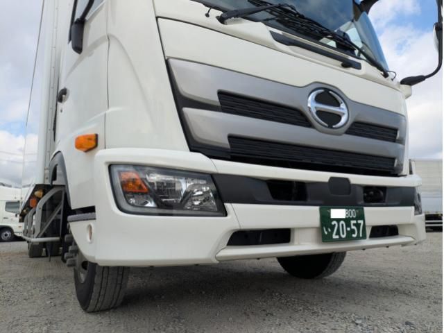 Hino DUTRO 2022-07 8770633-3