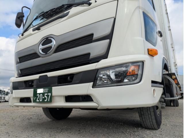 Hino DUTRO 2022-07 8770633-4