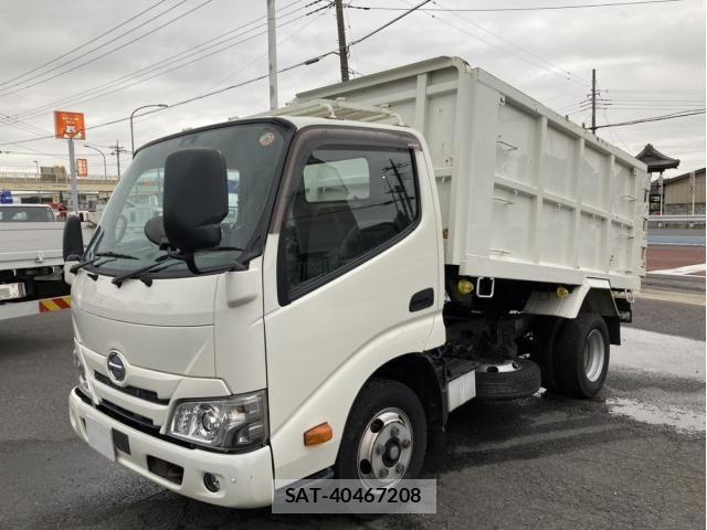 Hino DUTRO 2020-03 8795831-0