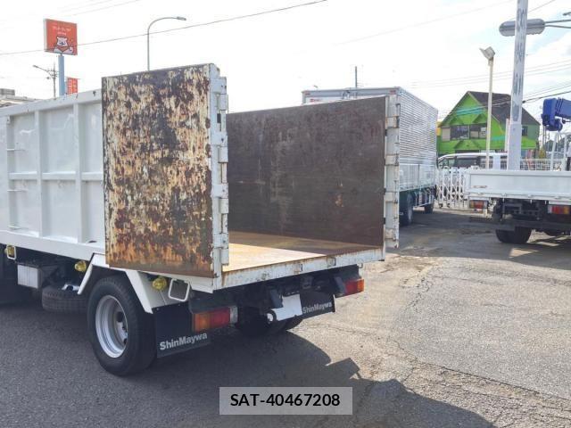Hino DUTRO 2020-03 8795831-14