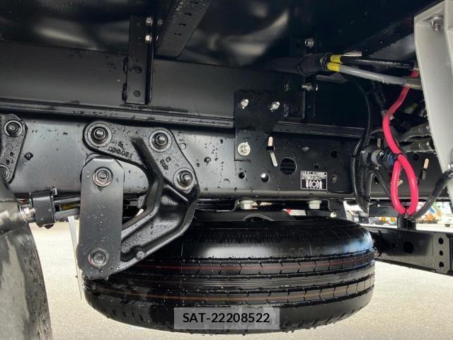 Hino DUTRO 2026-01 8795826-12