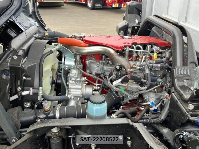 Hino DUTRO 2026-01 8795826-15
