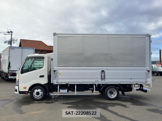 Hino DUTRO 2026-01 8795826-6