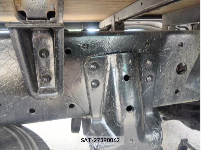 Hino DUTRO 2017-08 8795832-8
