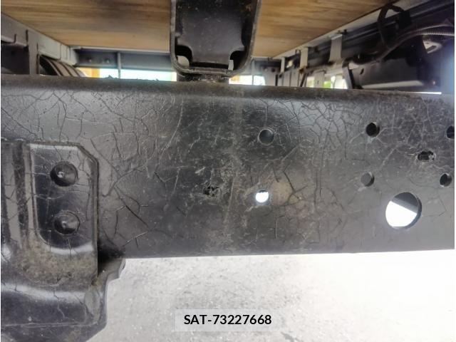 Hino DUTRO 2017-08 8795833-9